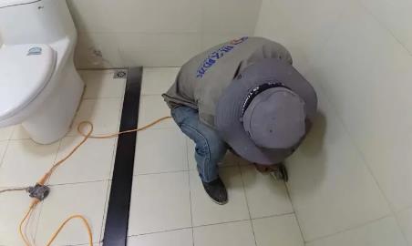 神农架林卫生间补漏